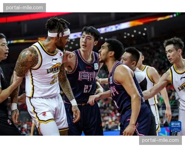 辽宁本钢对阵浙江稠州金租:莫兰德3盖帽成为防守屏障的关键回合 辽宁本钢对阵浙江稠州金租:莫兰德3盖帽成为防守屏障的关键回合